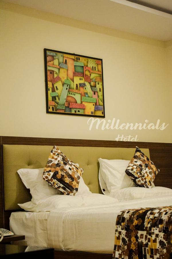 Millennials Hotel Anekal Ngoại thất bức ảnh