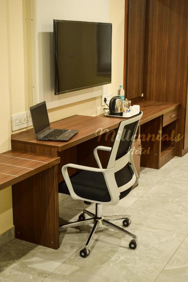 Millennials Hotel Anekal Ngoại thất bức ảnh
