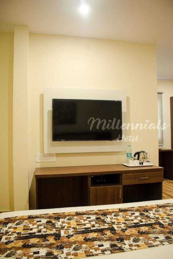 Millennials Hotel Anekal Ngoại thất bức ảnh