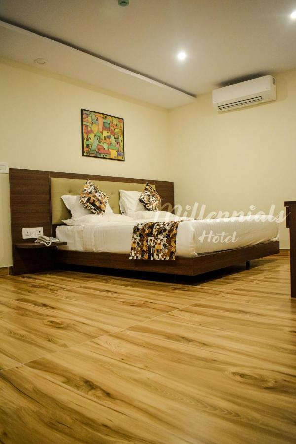 Millennials Hotel Anekal Ngoại thất bức ảnh