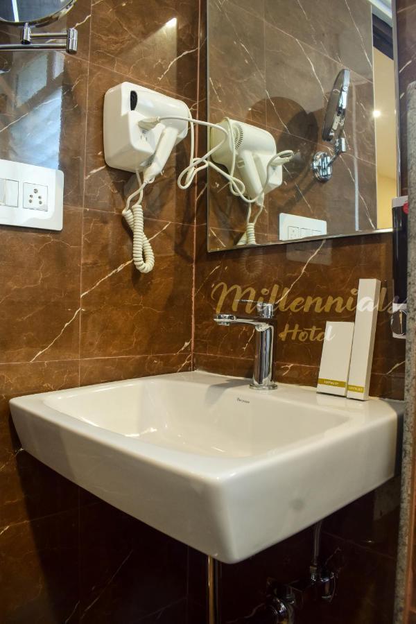 Millennials Hotel Anekal Ngoại thất bức ảnh
